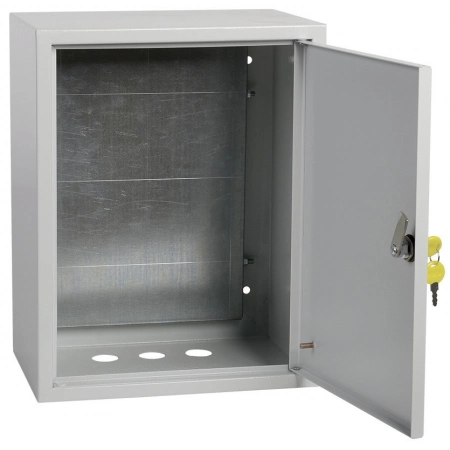 Шкаф металлический с монтажной платой IEK ЩМП-2-1 УХЛ3 IP31 GENERICA, 500х400х150 (YKM41-02-31-G)
